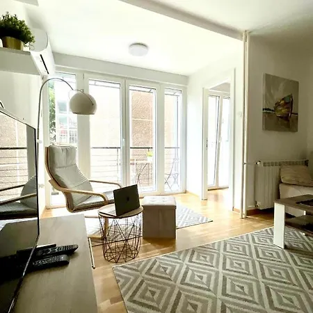 Apartament Alma Vracar *